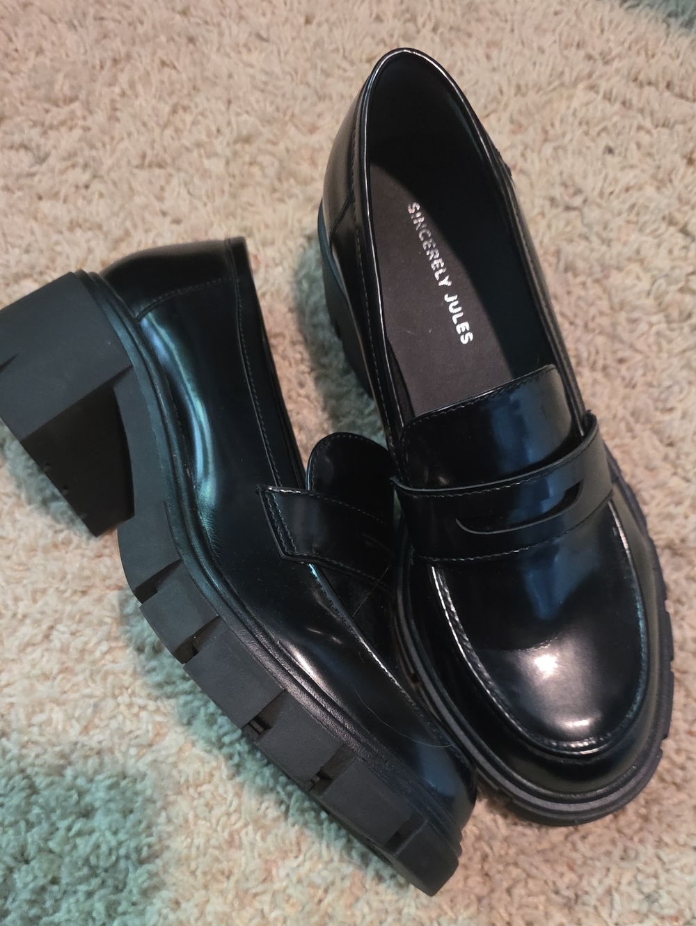 Sincerly Jules Glossy Black Lug Sole Penny Loafers Size 8.5